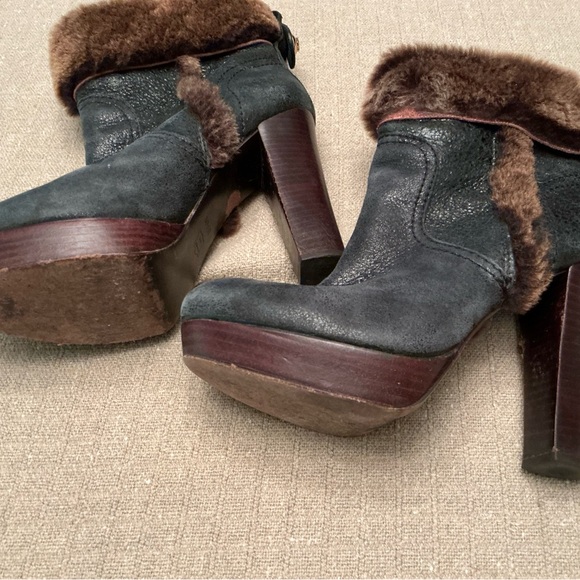 TORY BURCH SHEARLING HIGH HEELED BOOTS leather black 8.5M - Picture 6 of 10